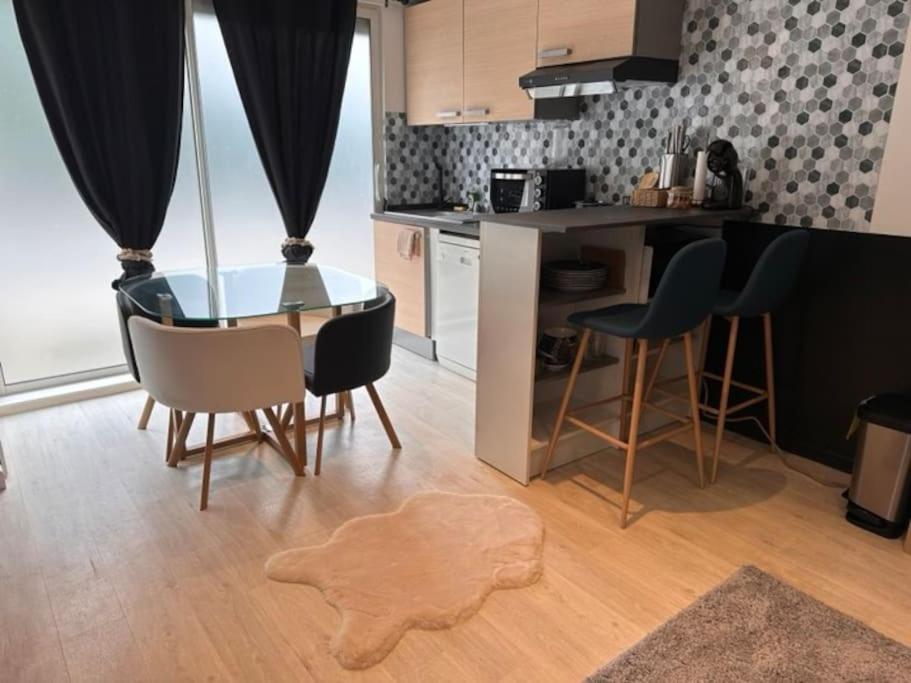 Le Refuge Votre Havre De Paix Villa Clermont-Ferrand Bagian luar foto